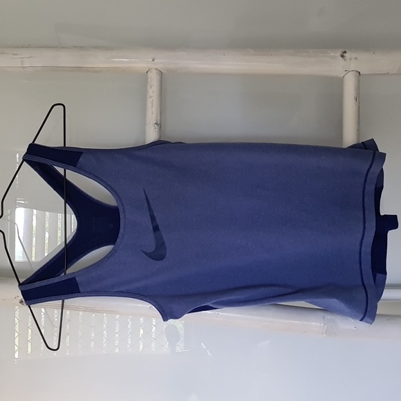 Nike Tops - Nike pro gym sports tee S